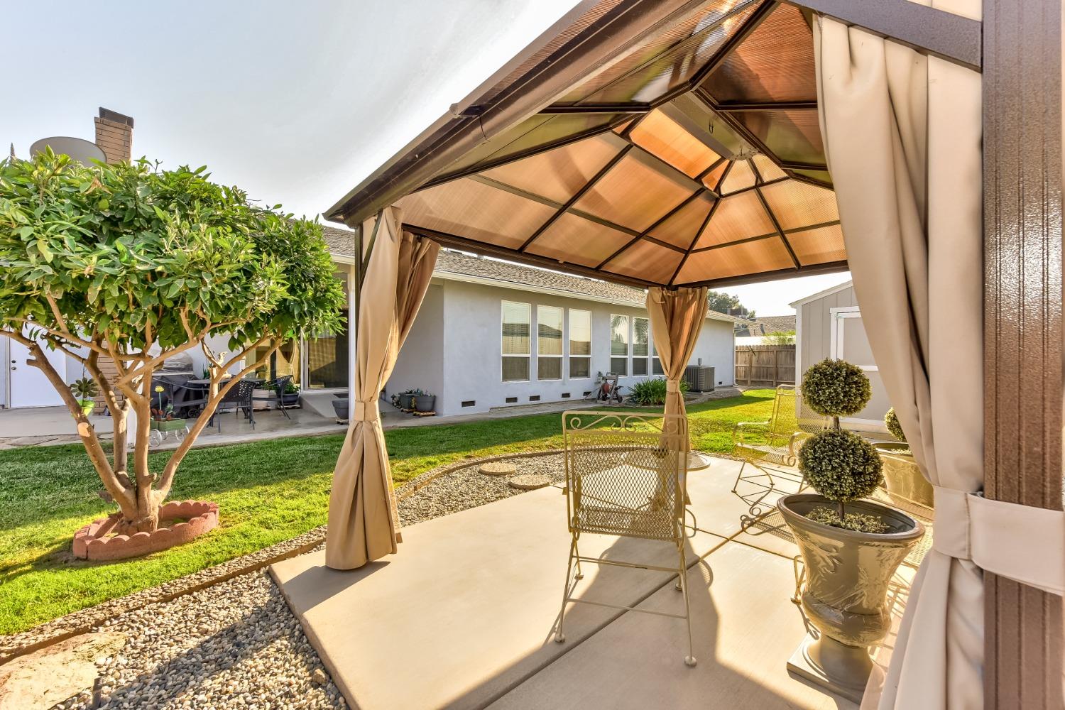 2813 Stoneridge Drive
