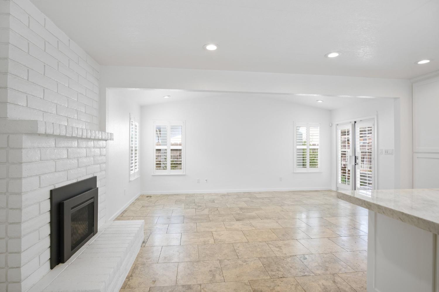 1236 Sonoma Avenue