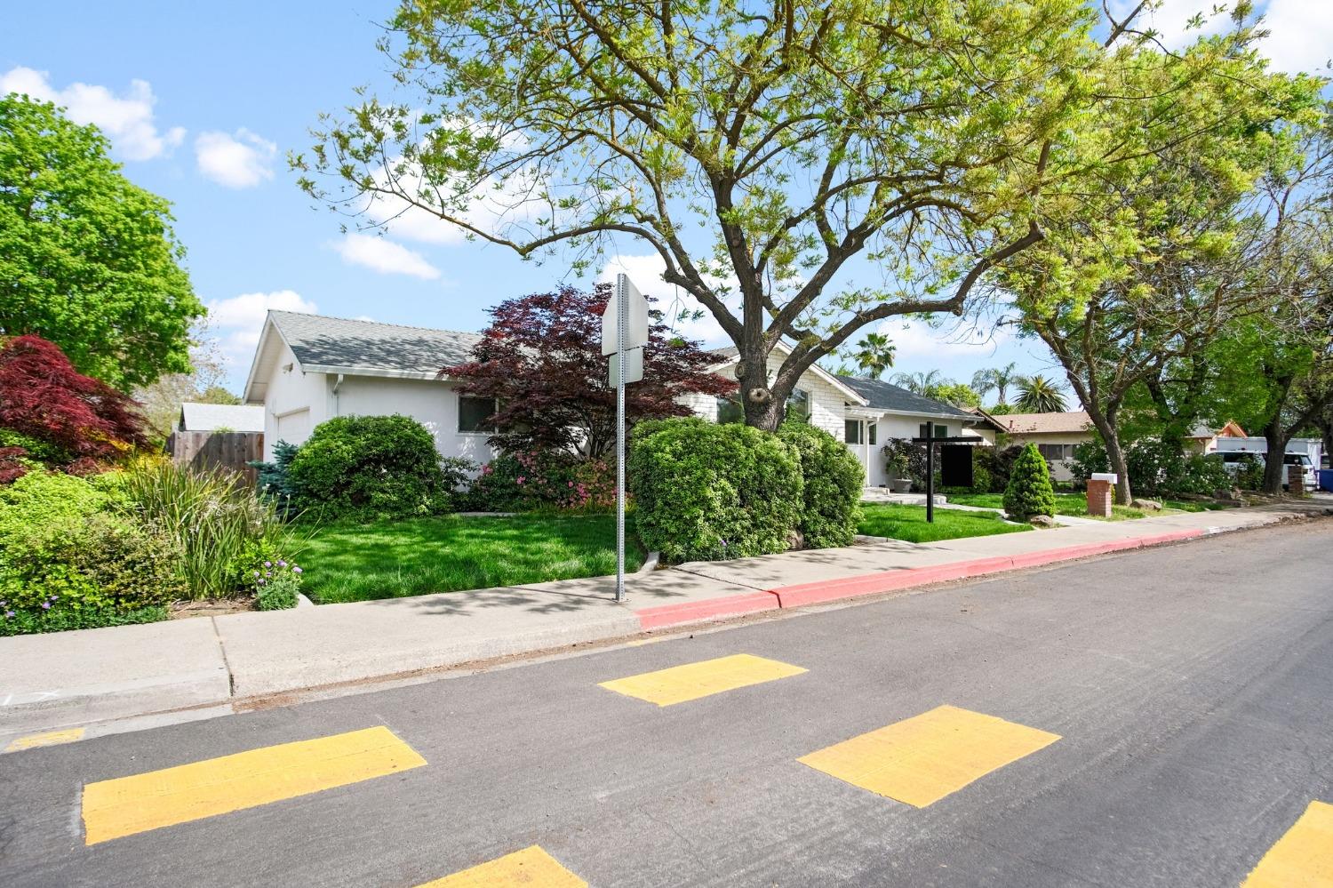 1236 Sonoma Avenue
