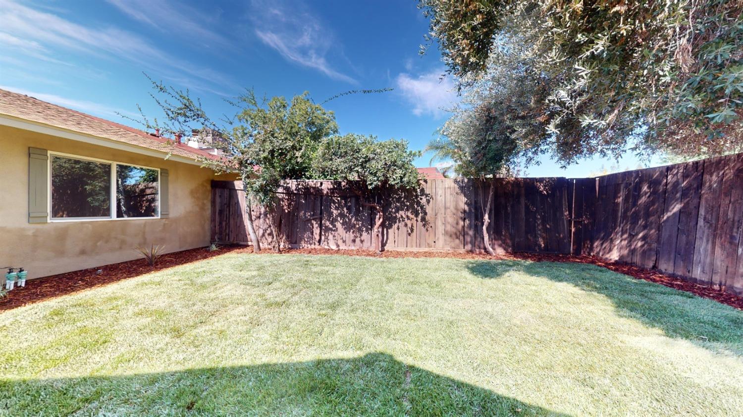 2004 Minoso Drive