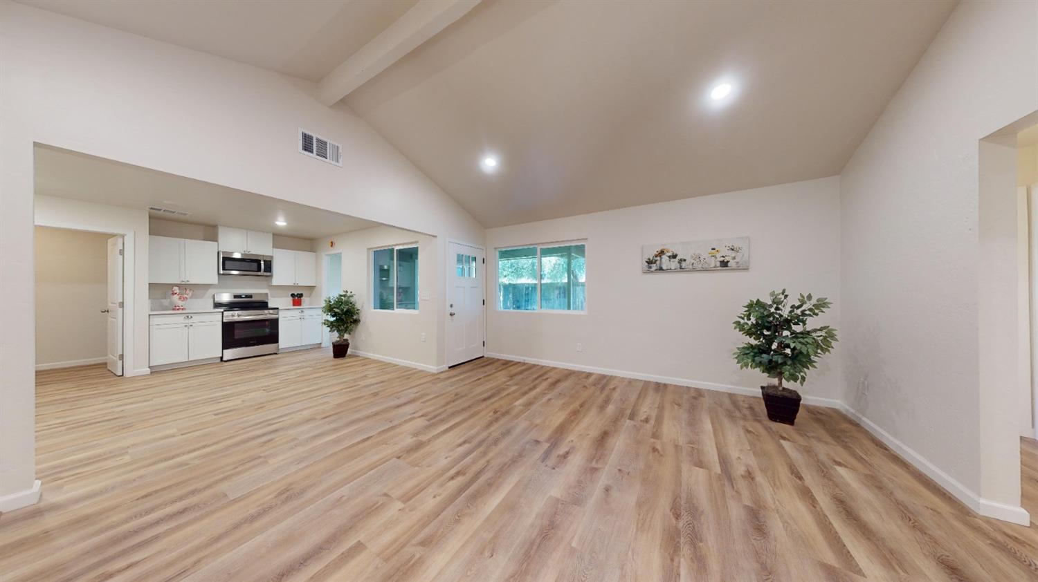 2004 Minoso Drive