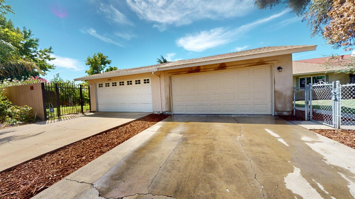 2004 Minoso Drive