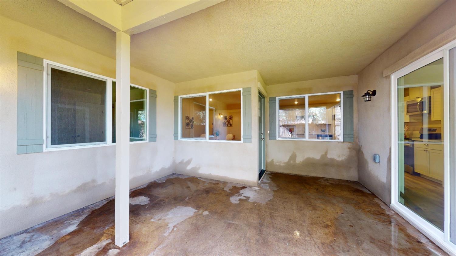 2004 Minoso Drive