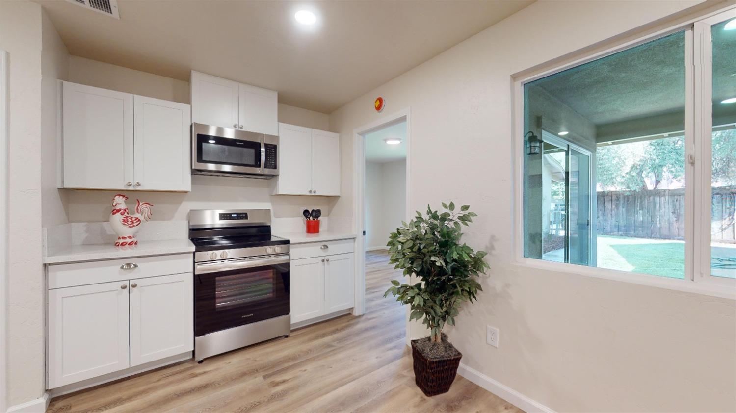 2004 Minoso Drive