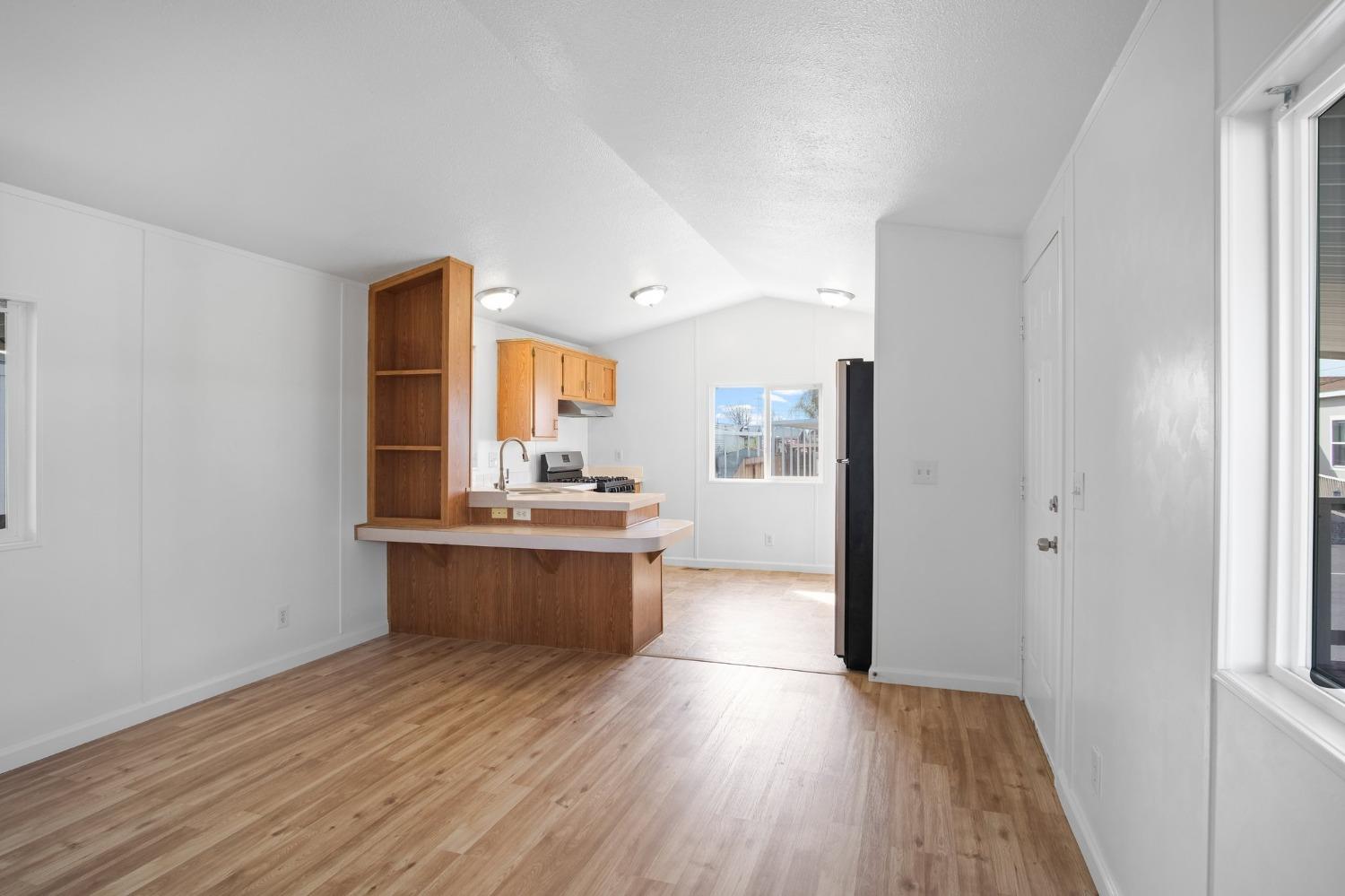 1459 Standiford Avenue 60