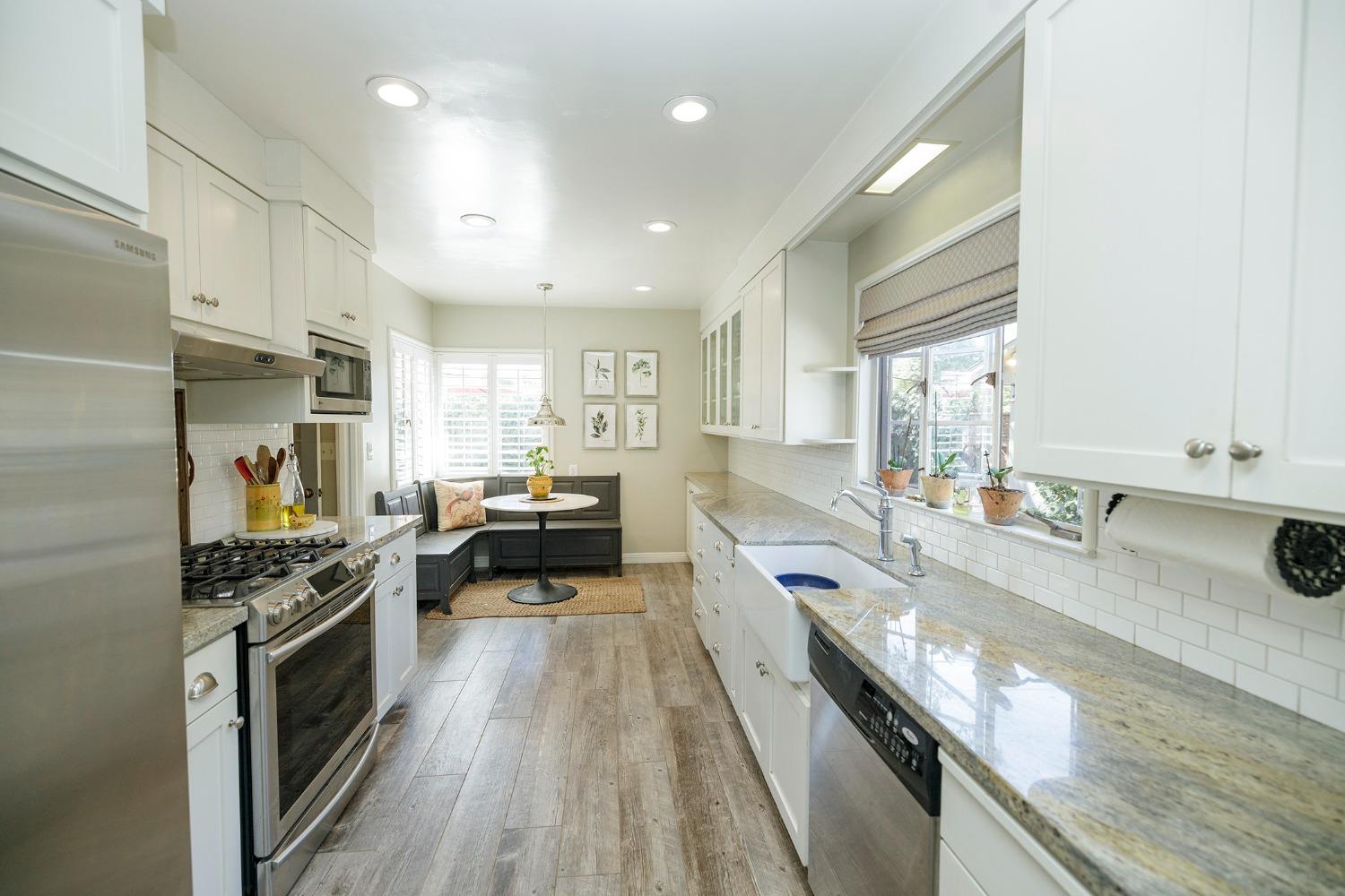 301 Bonita Avenue