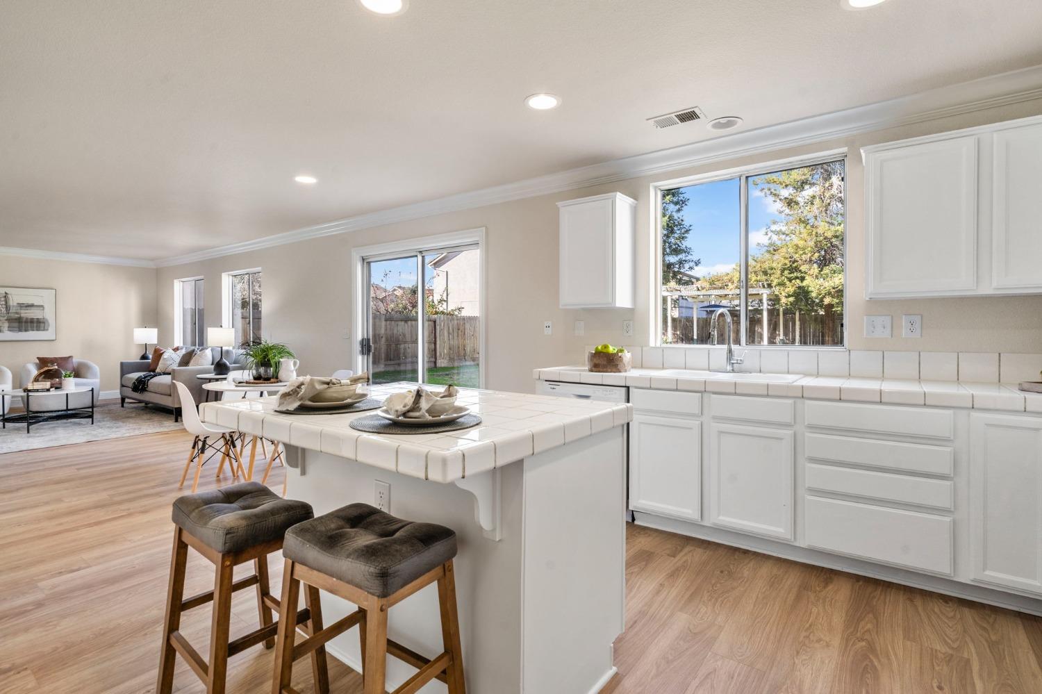 4227 Oceanview Drive