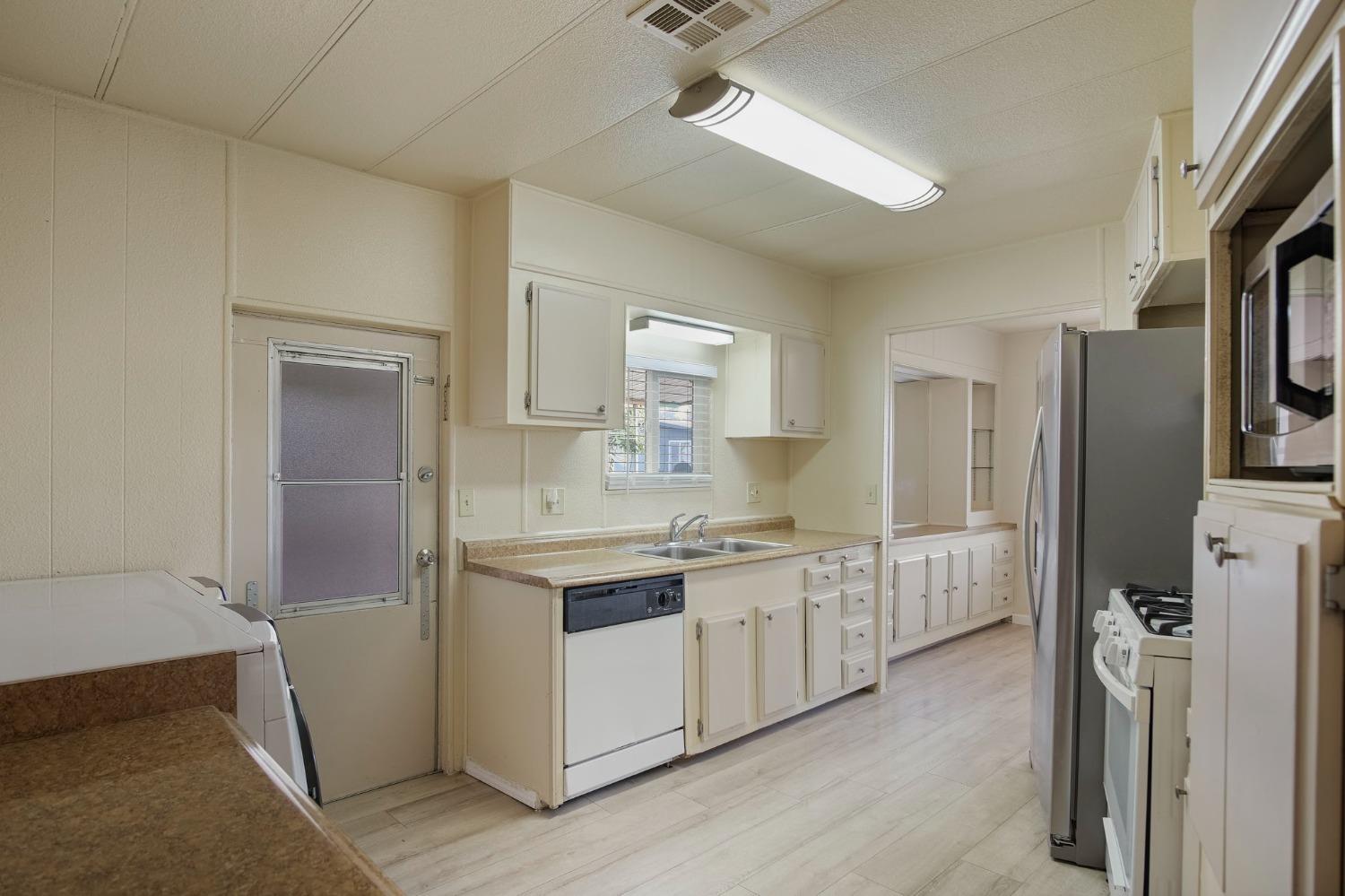 3908 Moana Way