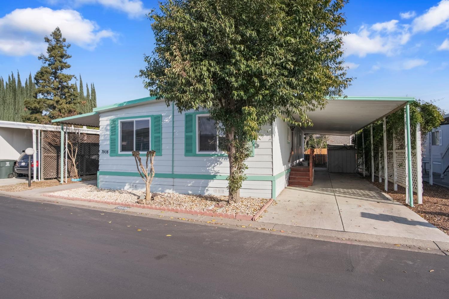 3908 Moana Way