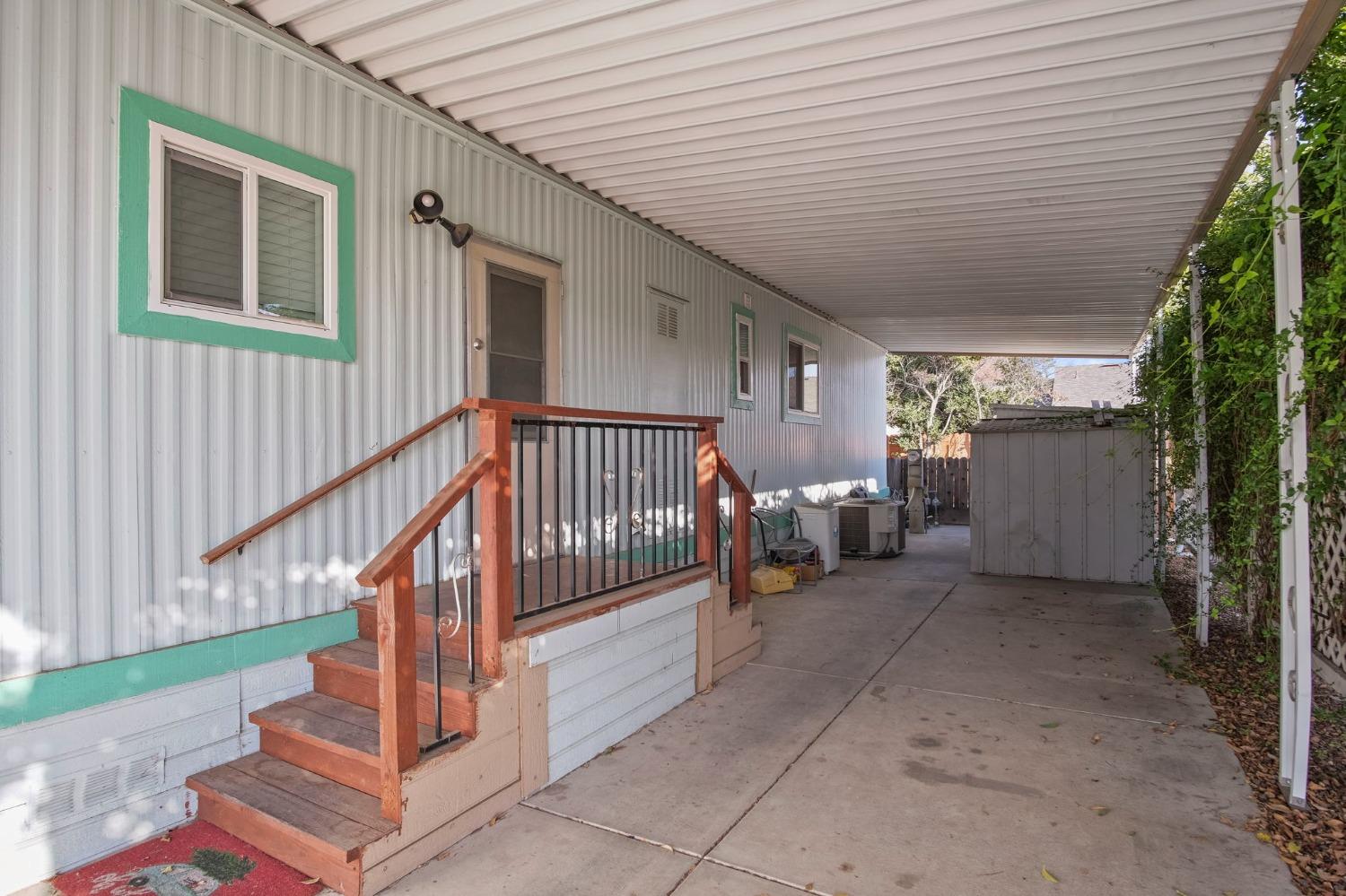 3908 Moana Way