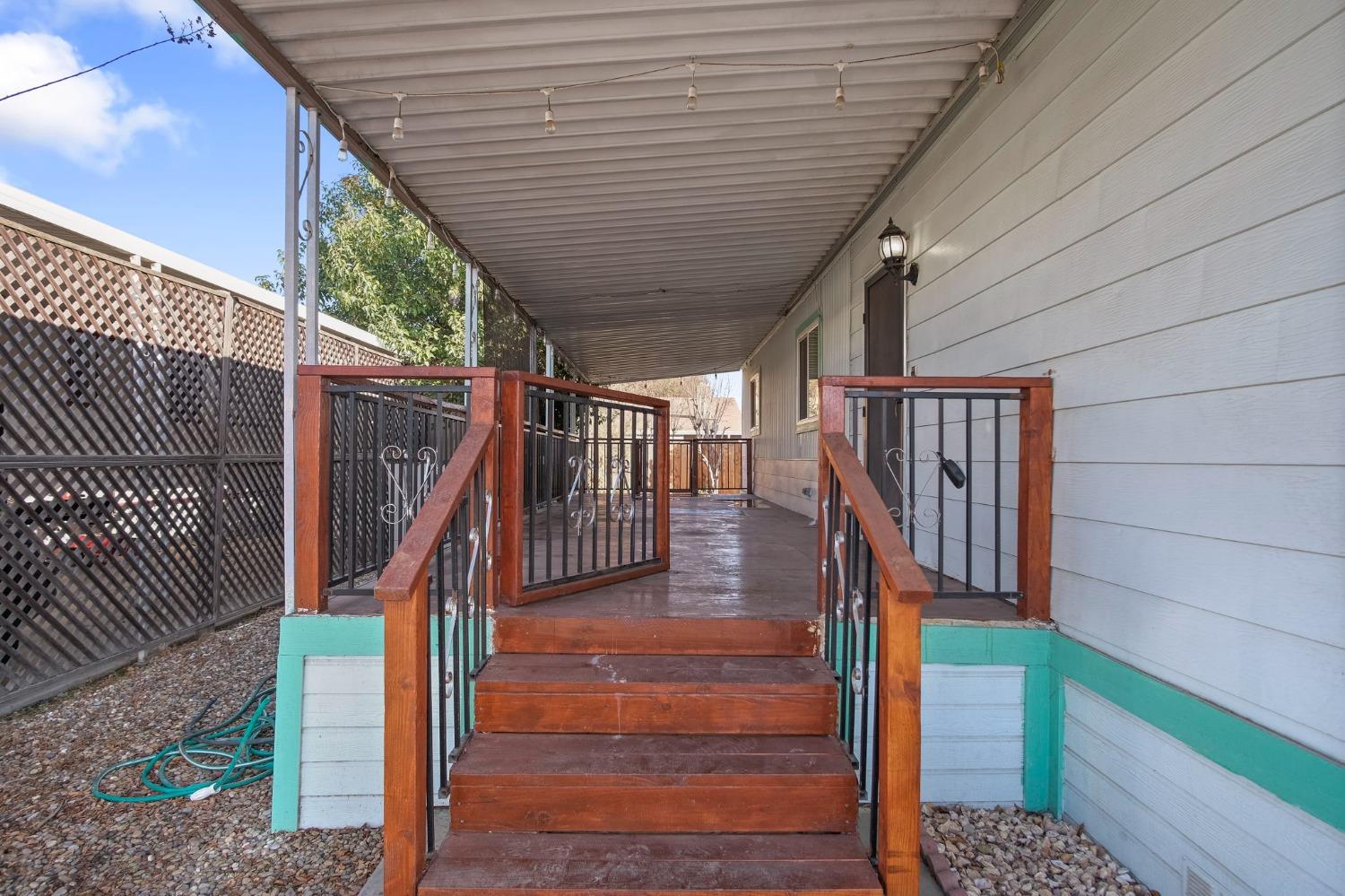3908 Moana Way