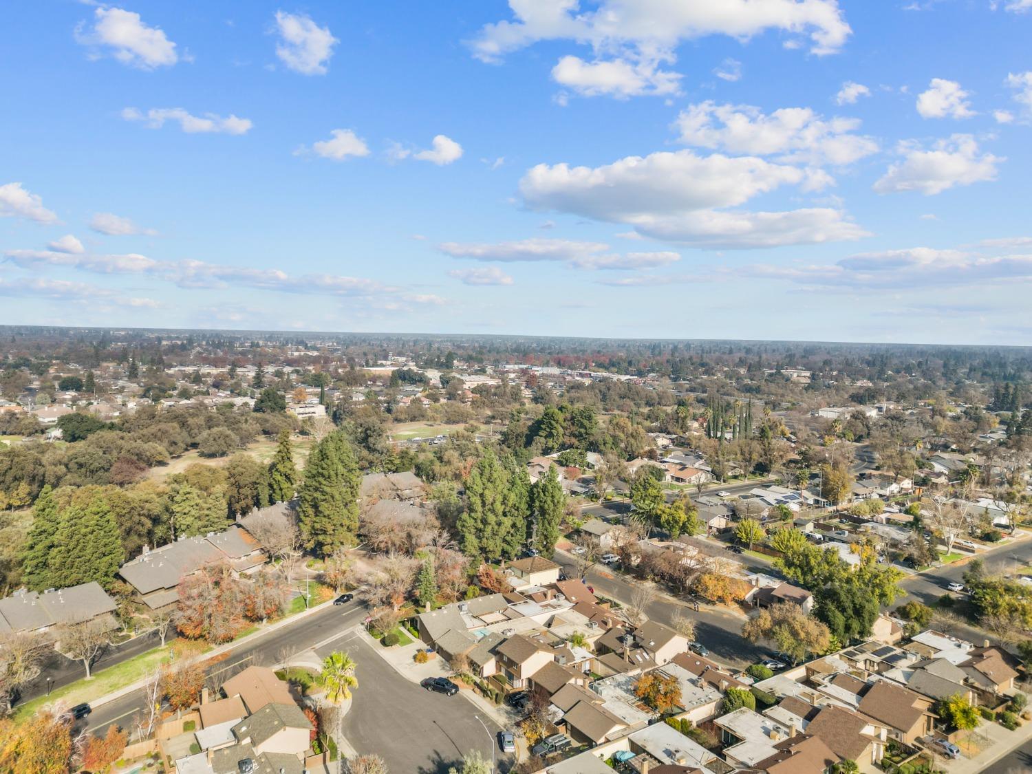 609 Edgebrook Court