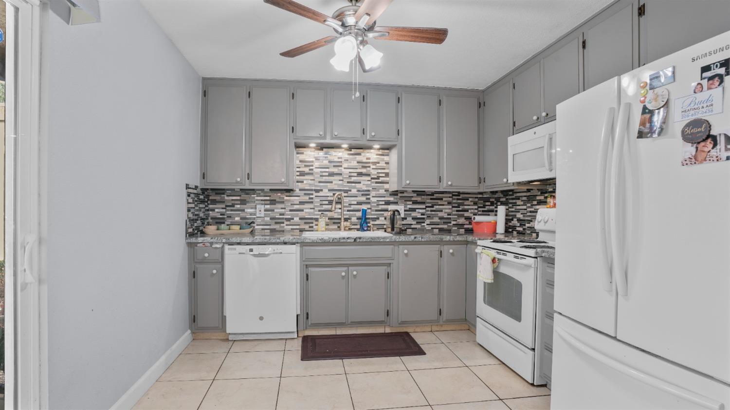 609 Edgebrook Court