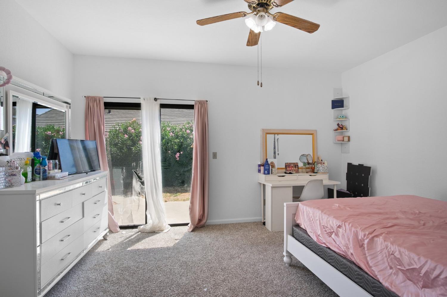 1208 Moffett Road