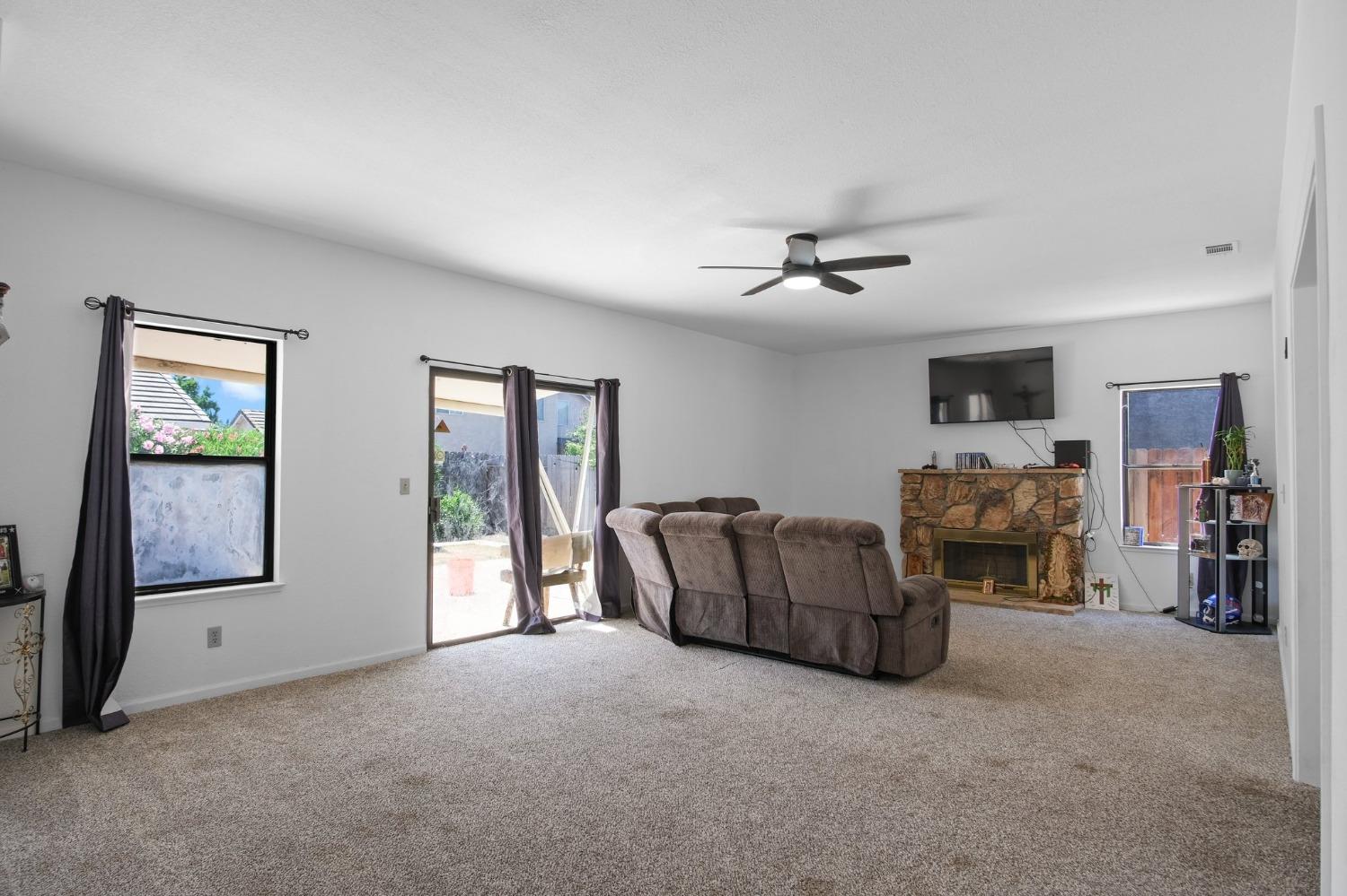 1208 Moffett Road