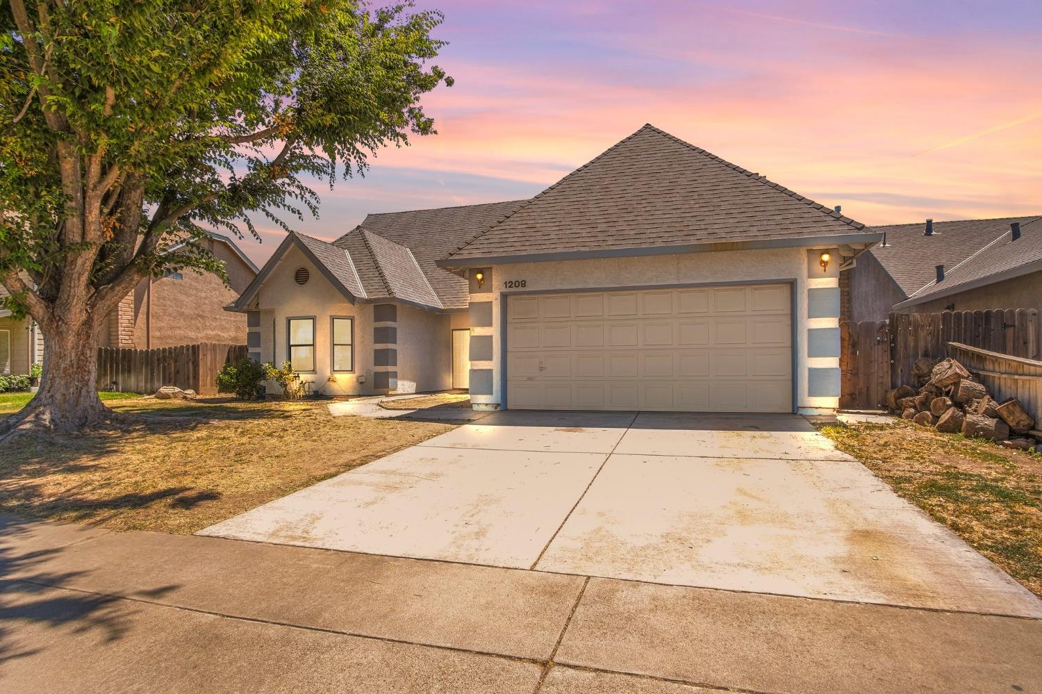 1208 Moffett Road