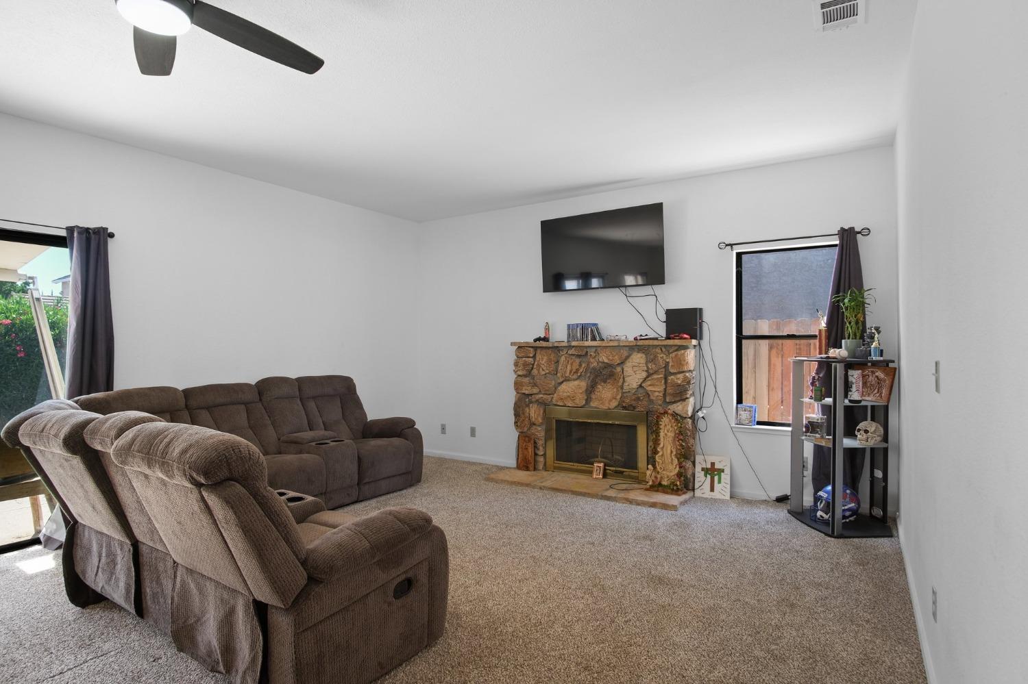 1208 Moffett Road
