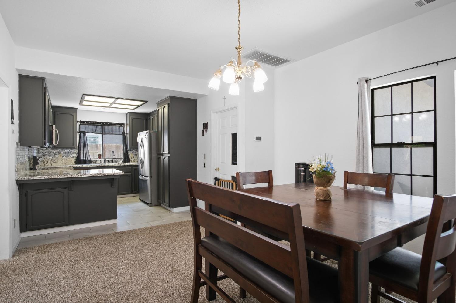 1208 Moffett Road