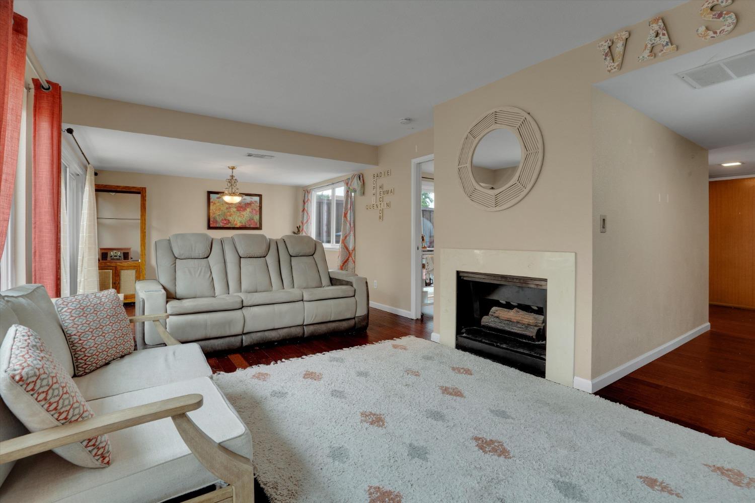 1013 Claremont Court