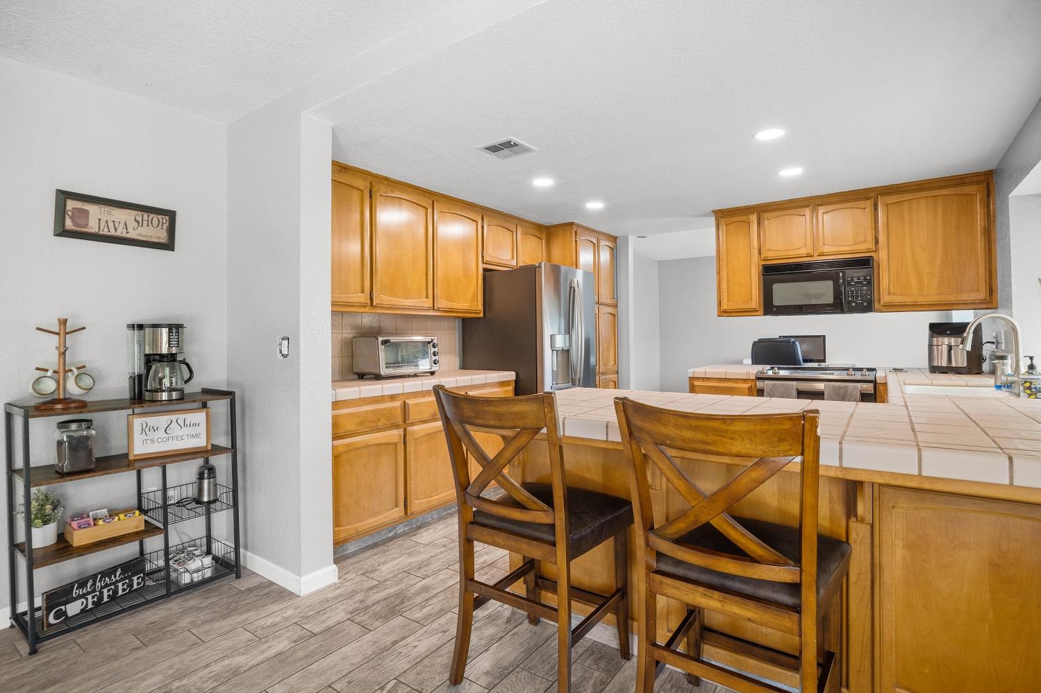 2512 Manor Oak Drive