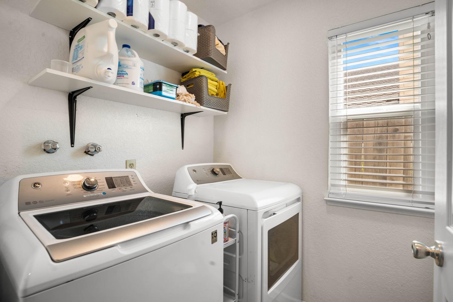 2512 Manor Oak Drive