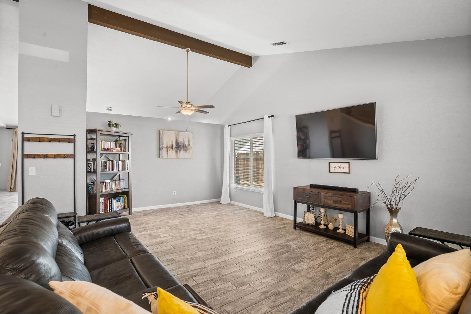 2512 Manor Oak Drive