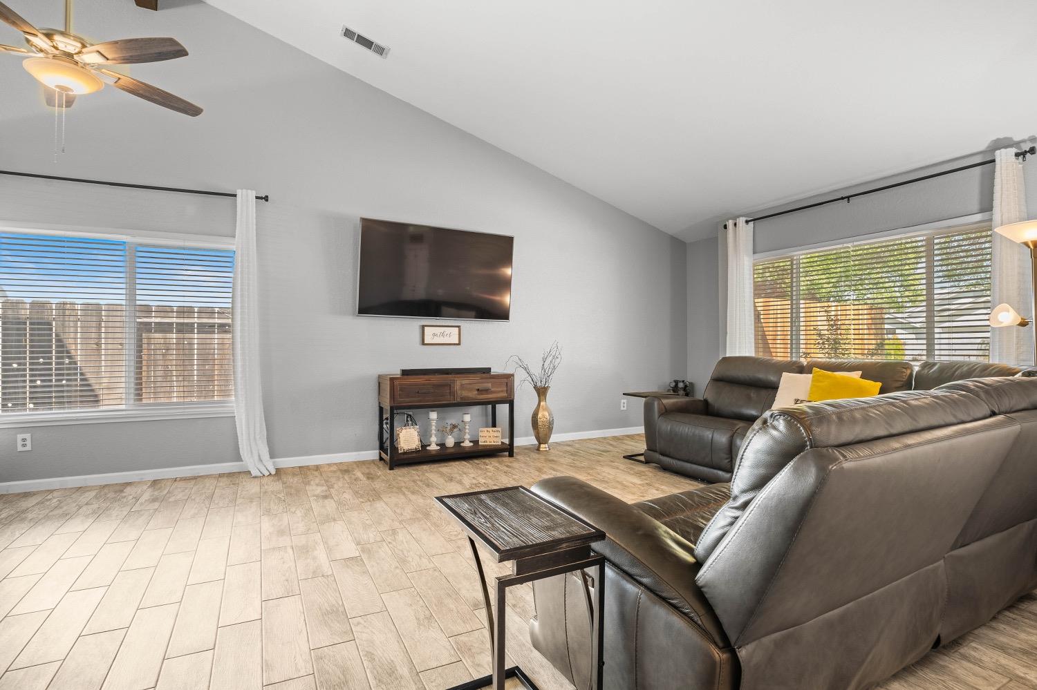 2512 Manor Oak Drive