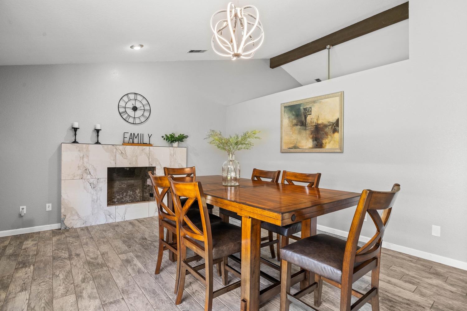 2512 Manor Oak Drive