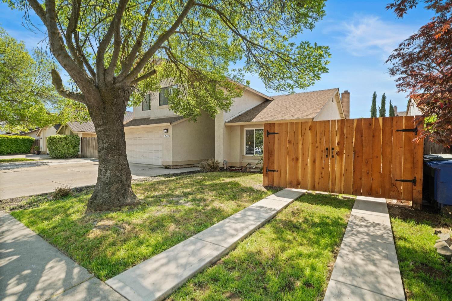 2512 Manor Oak Drive