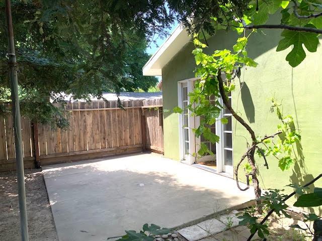 426 Flower Street