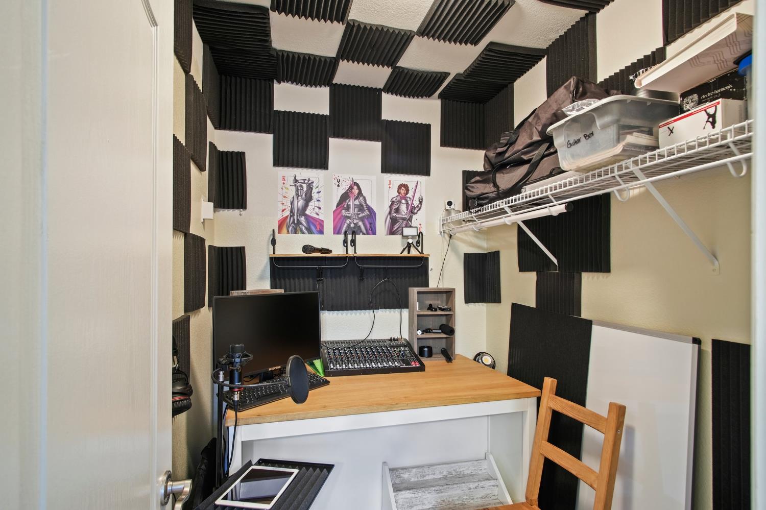 1883 Packsaddle Street