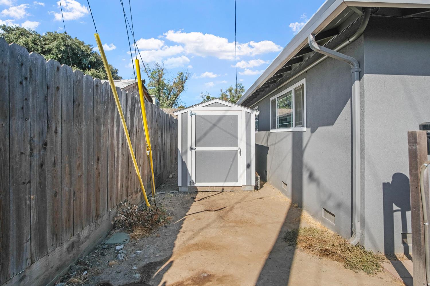 3404 Baron Avenue