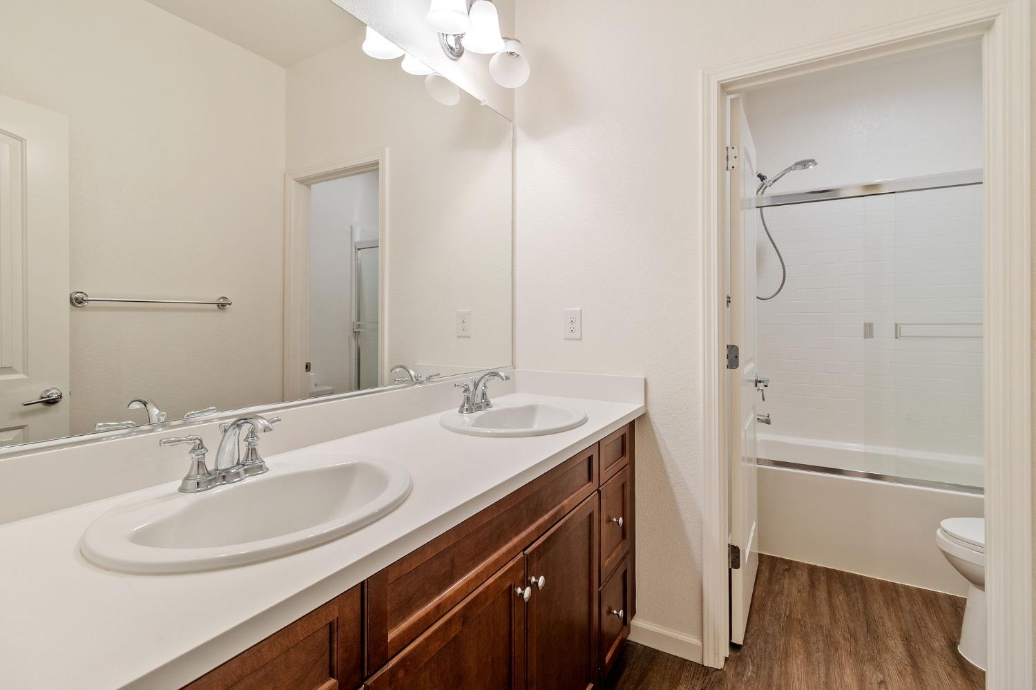 2213 Natsu Road