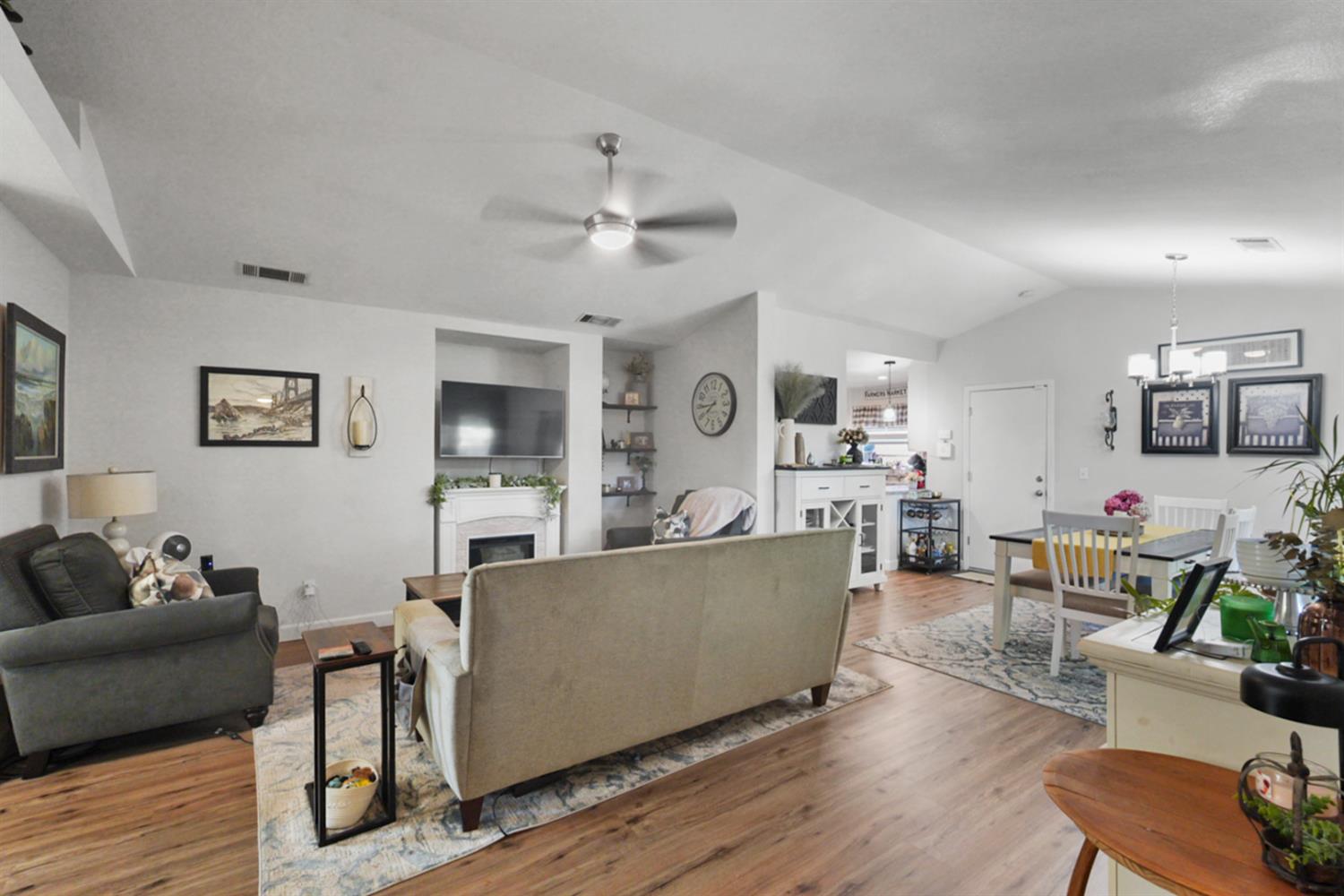 2704 Parkway