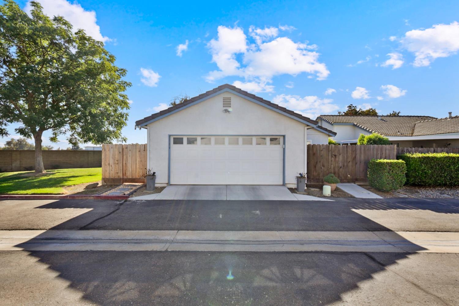 2704 Parkway