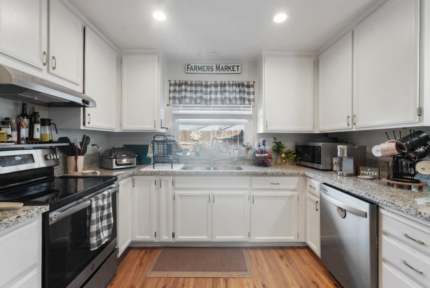 2704 Parkway