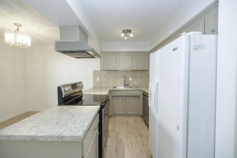 617 W Granger Avenue 17