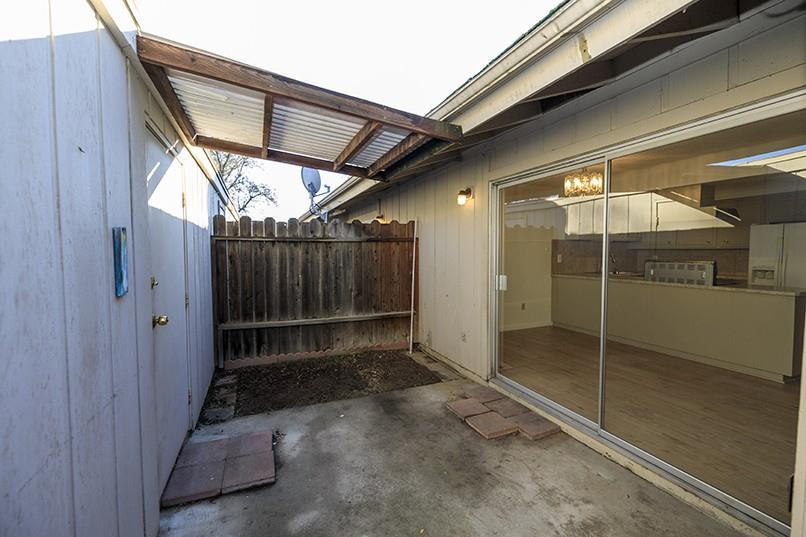 617 W Granger Avenue 17