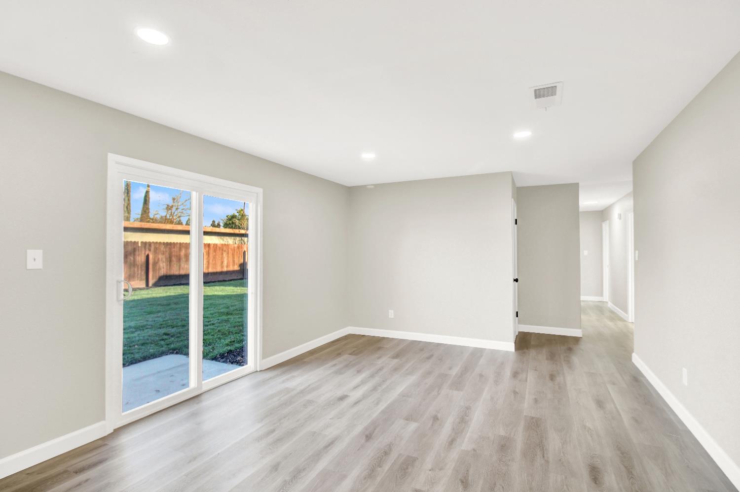 1900 Ellison Drive