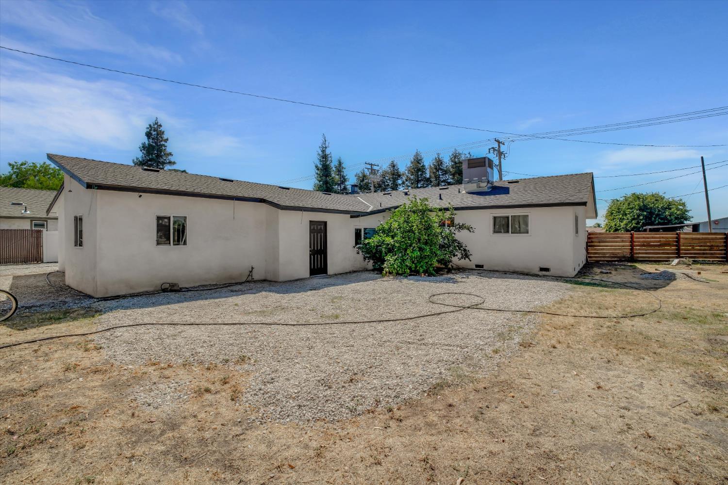 5442 Roselle Avenue