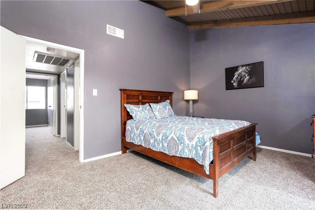 554 Oakbrook Lane