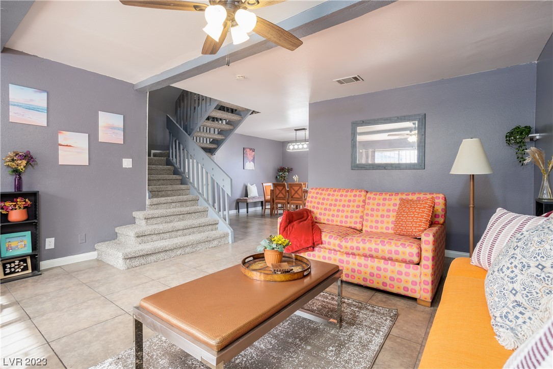 554 Oakbrook Lane