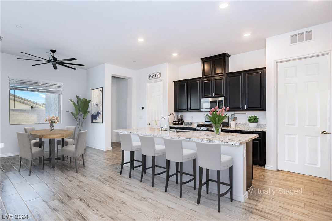 470 Arches Park Avenue