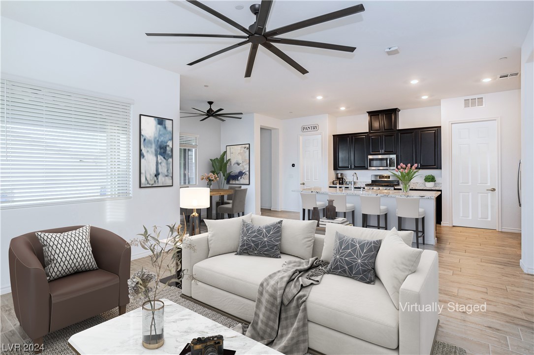 470 Arches Park Avenue