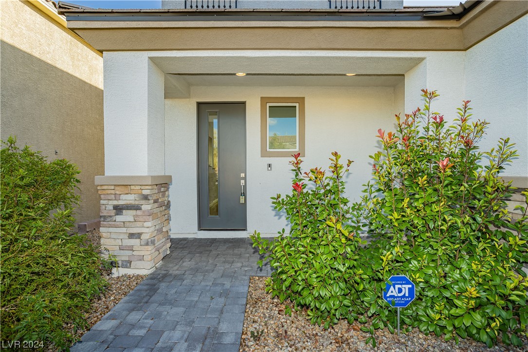 2015 Brewer Avenue