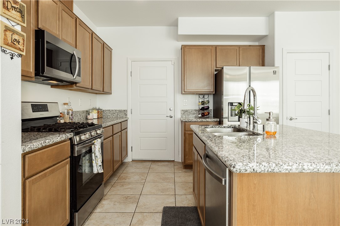 2015 Brewer Avenue