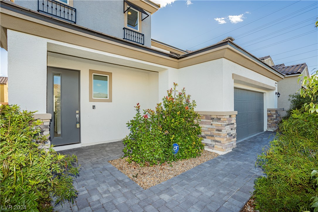 2015 Brewer Avenue