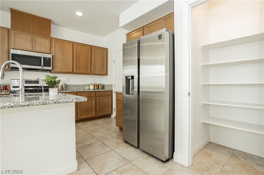 2015 Brewer Avenue