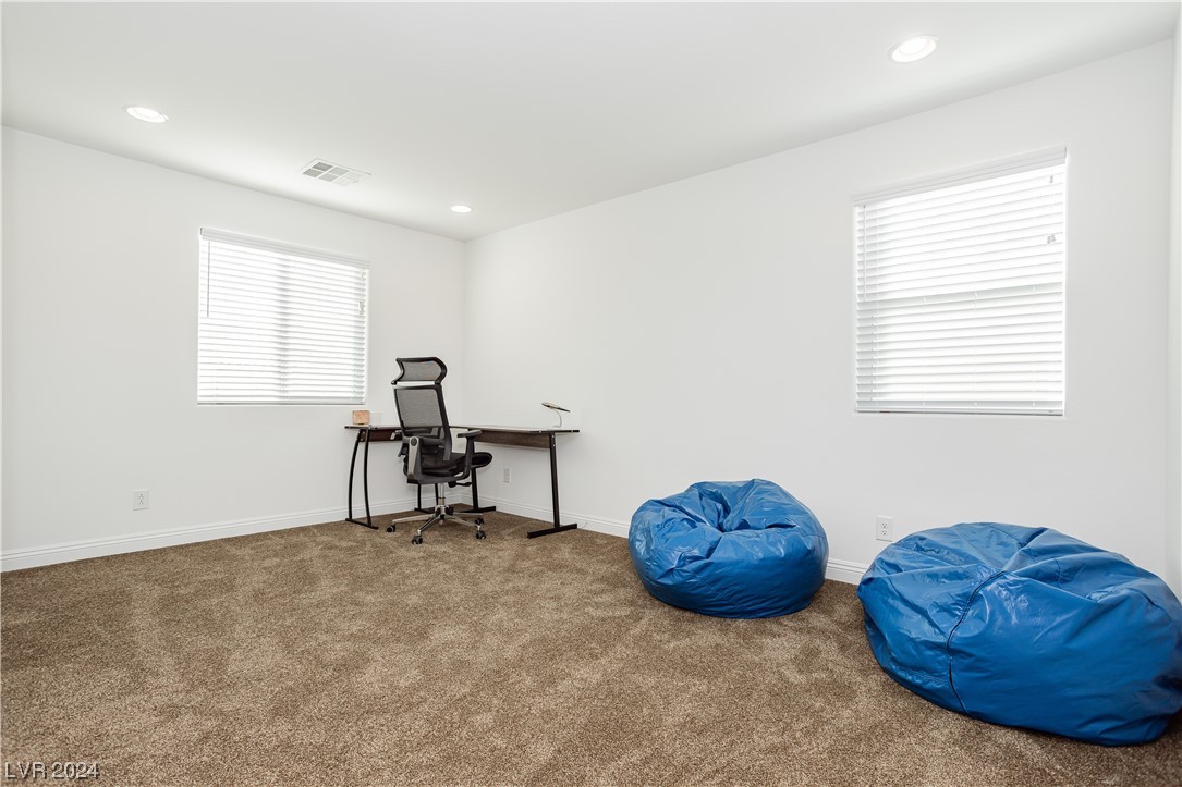 2015 Brewer Avenue