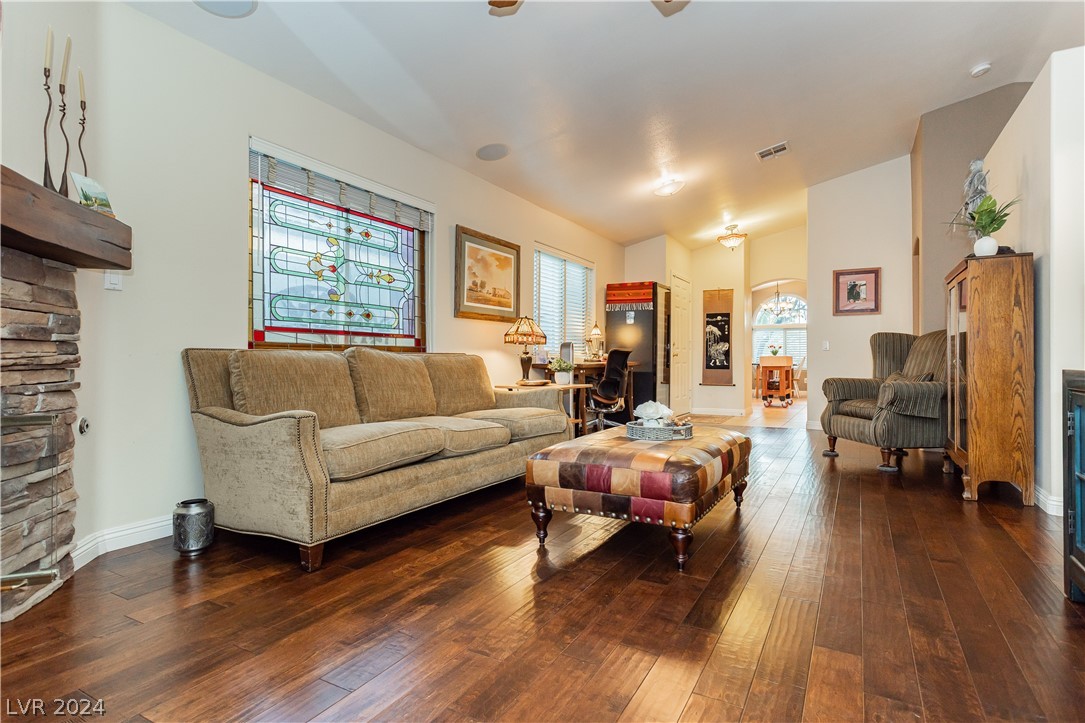 230 Summit Vista Street